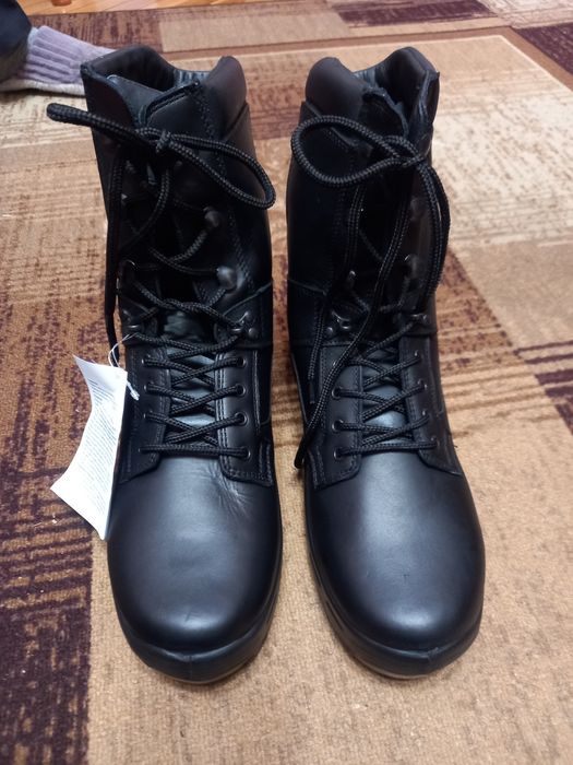 Полицейски кубинки 45 номер