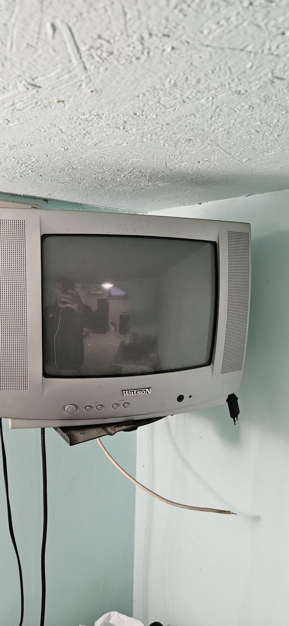 Tv Watson color diag 37 cu suport tv în stare bună