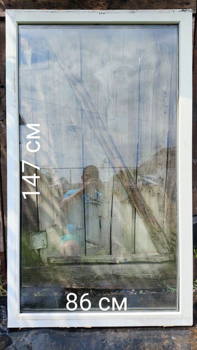 Окна пластиковые 86*147 см  2шт,  б/у в хорошем состоянии