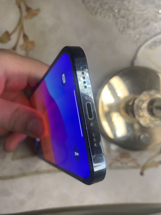 Iphone 12 pro sotiladi