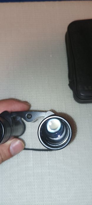 Продавам Leica trinovid 10/25 BC