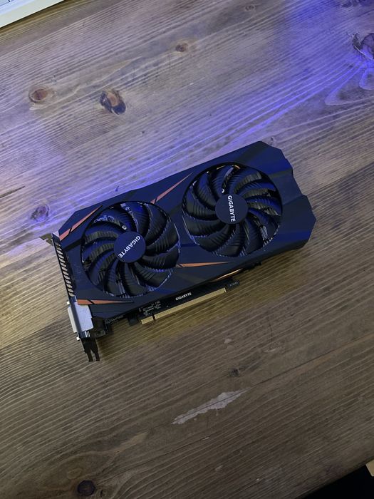 Placa video GTX 1060 Gigabyte nVidia