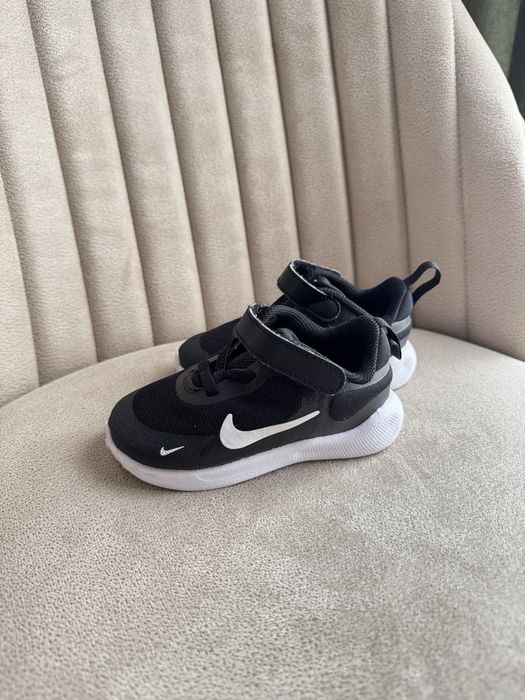 Детски обувки Nike, размер 23.5