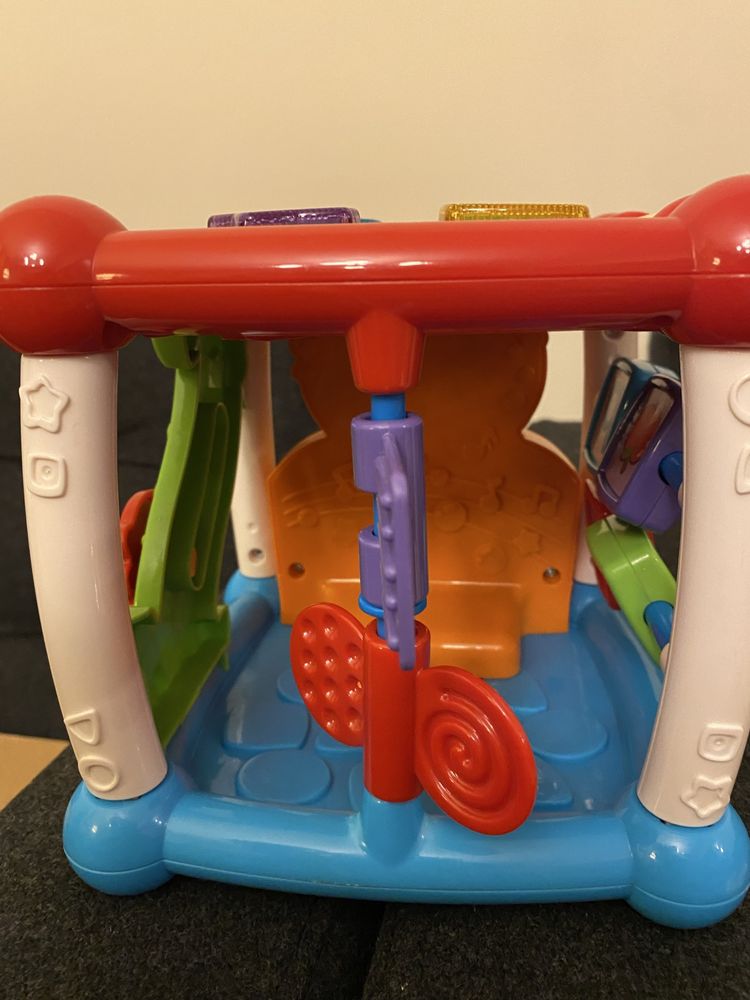Cub activități pentru bebe cu forme și sunete VTech Baby