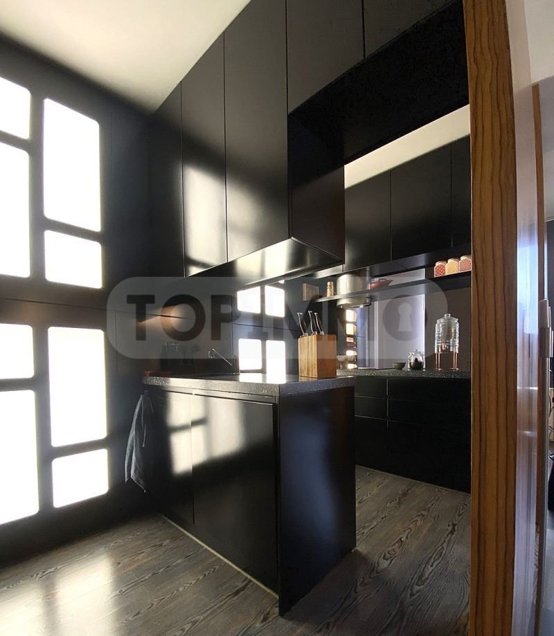 Продава се Четиристаен апартамент в Варна, м-т Траката - 142 кв.м за 2571 €/кв.м - Снимка #4