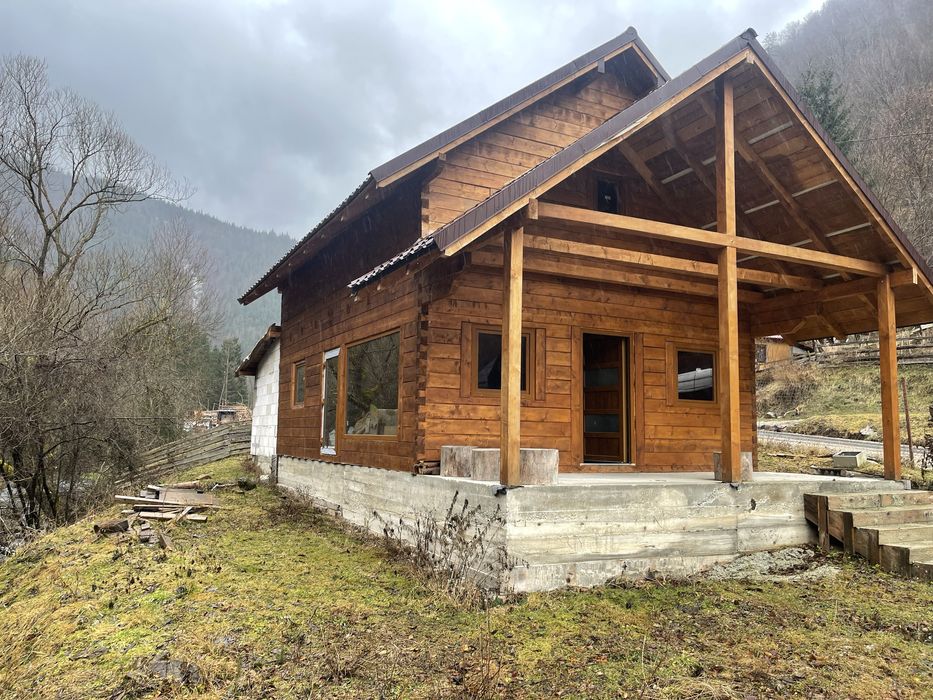 Teren Maguri racatau si cabana