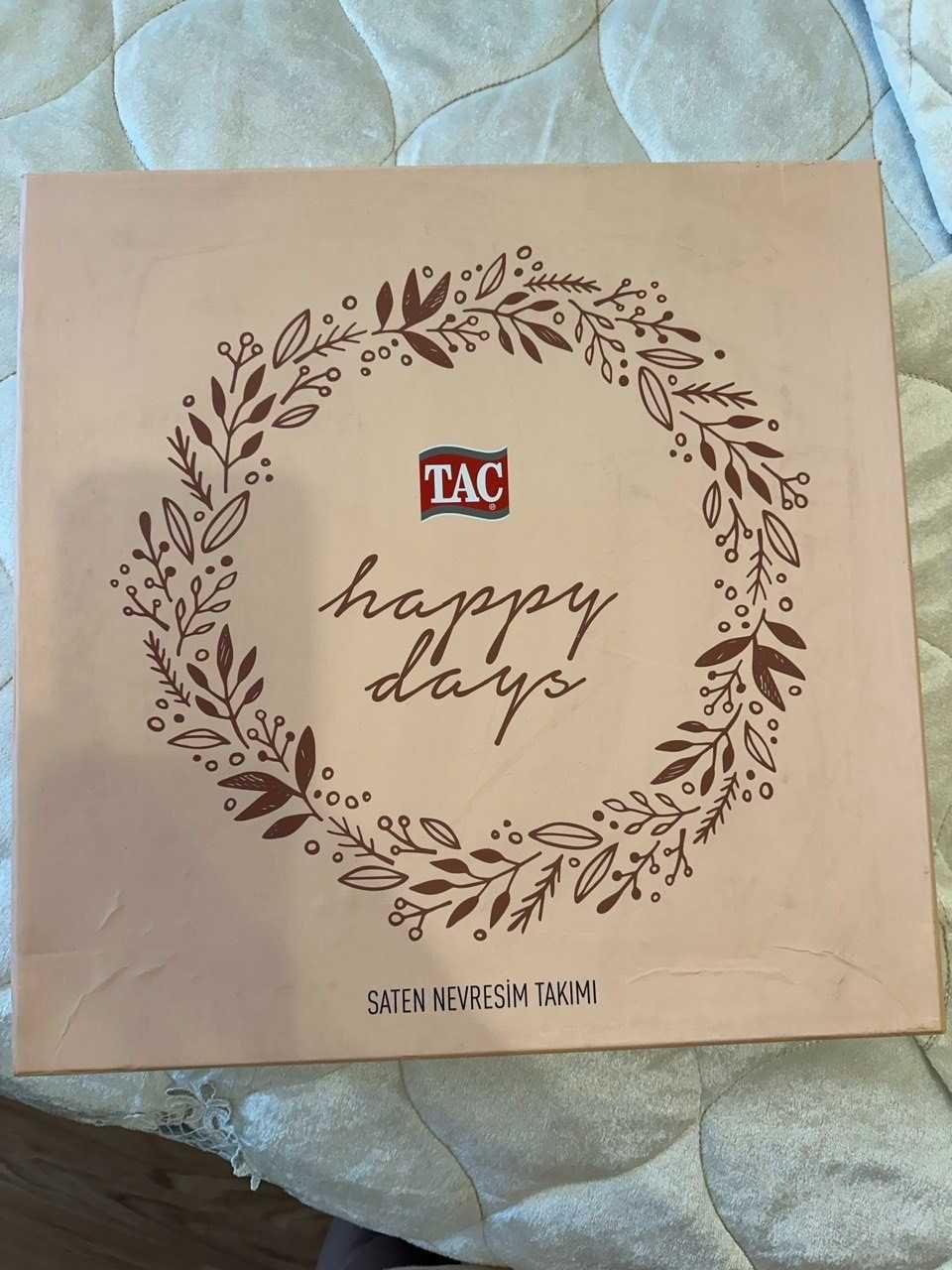 НОВЫЙ Сатиновый постельный комплект, TAC
