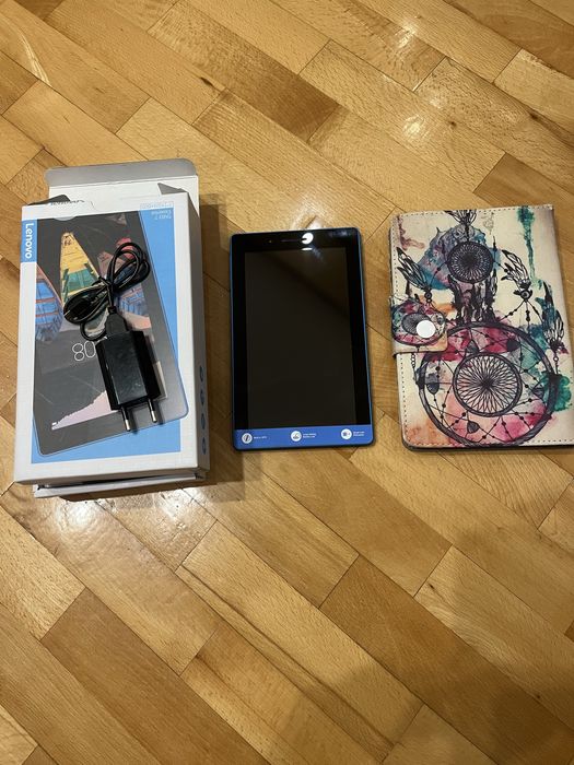 Продавам таблет Lenovo TAB 3 7 Essential