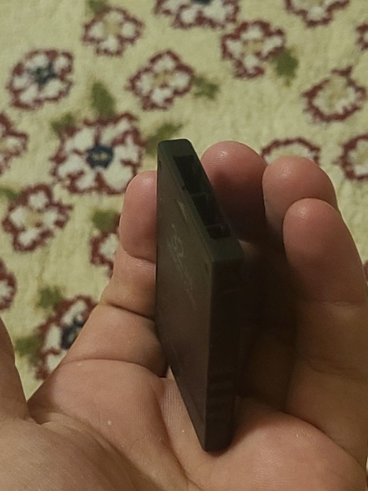 PlayStation 2 32mb va 8 mb memory card yoki pamyat