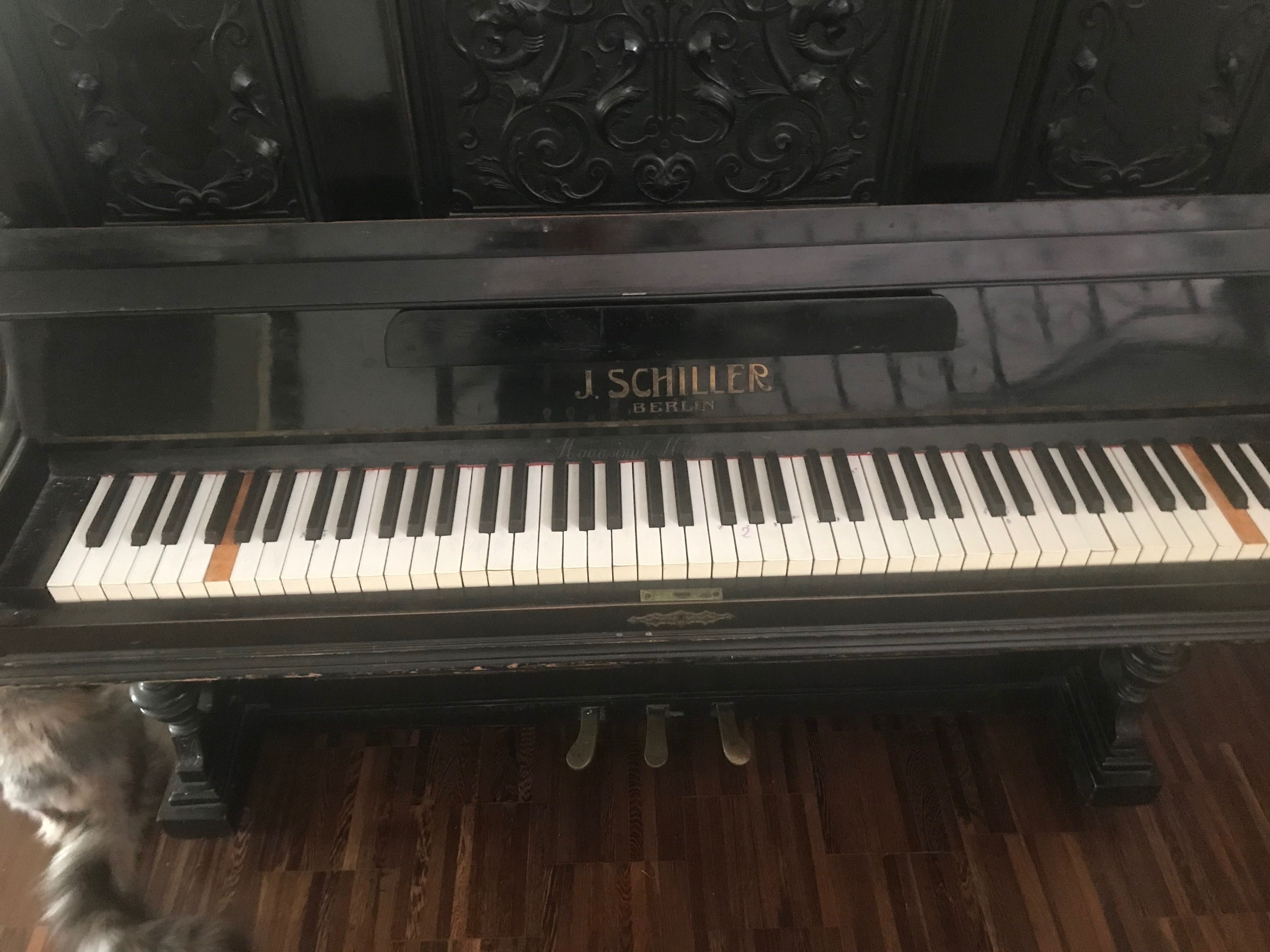 Pianina J. Schiller originala