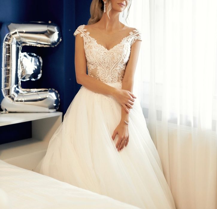 Vând rochie mireasa