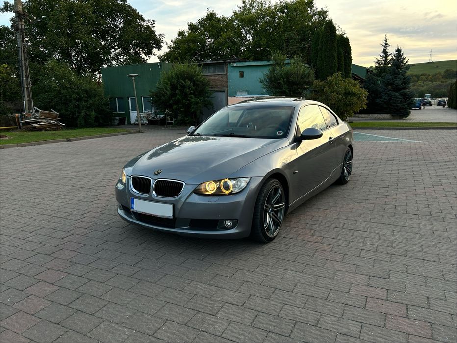 Bmw e92 320d automat trapa piele navi xenon