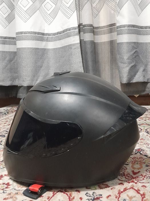 Гарантия нету на шлем