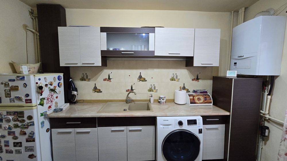 Vând apartament 3 camere Alfa etaj 1