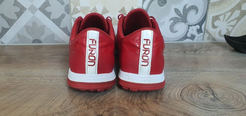 Обувки за футбол стоножки New balance furon Liverpool