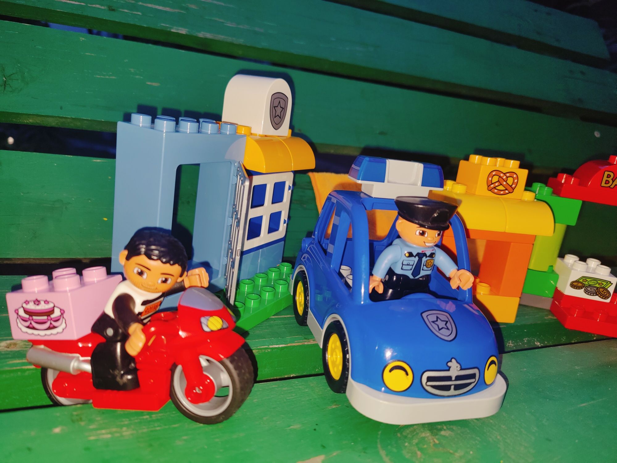 Lego Duplo 10532 Secție de Poliție si hoț