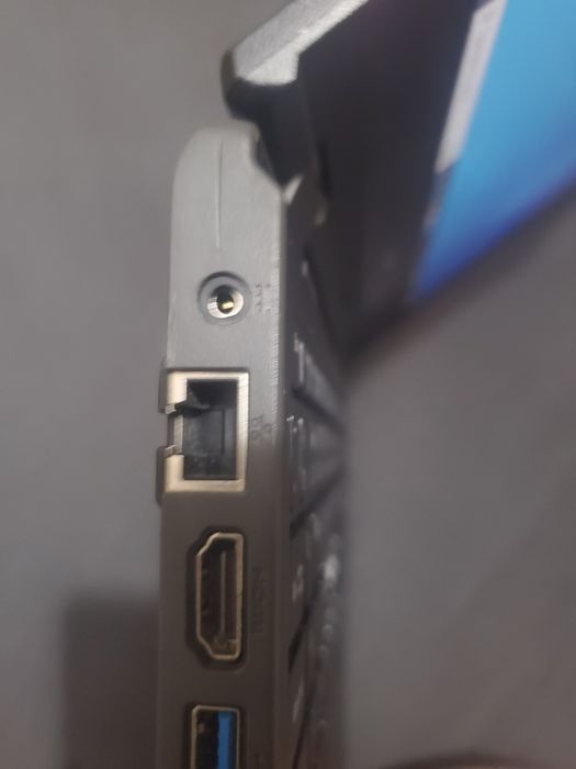 Acer TravelMate Spin B118 touchscreen