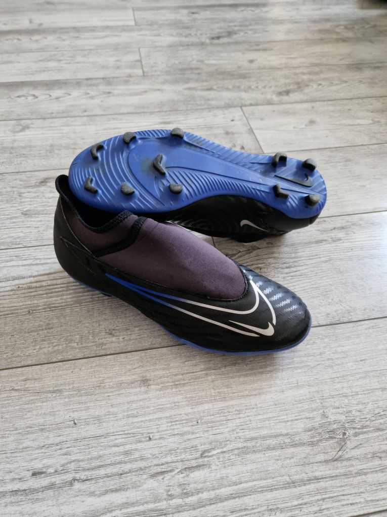 Ghete de fotbal Nike Phantom GX