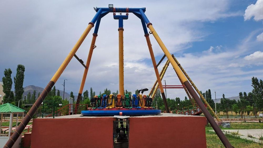 Истирохат боги ва аттракционлар