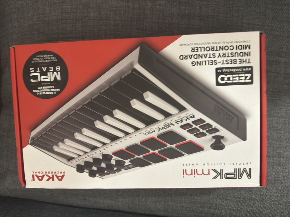 Akai mpk mini v3