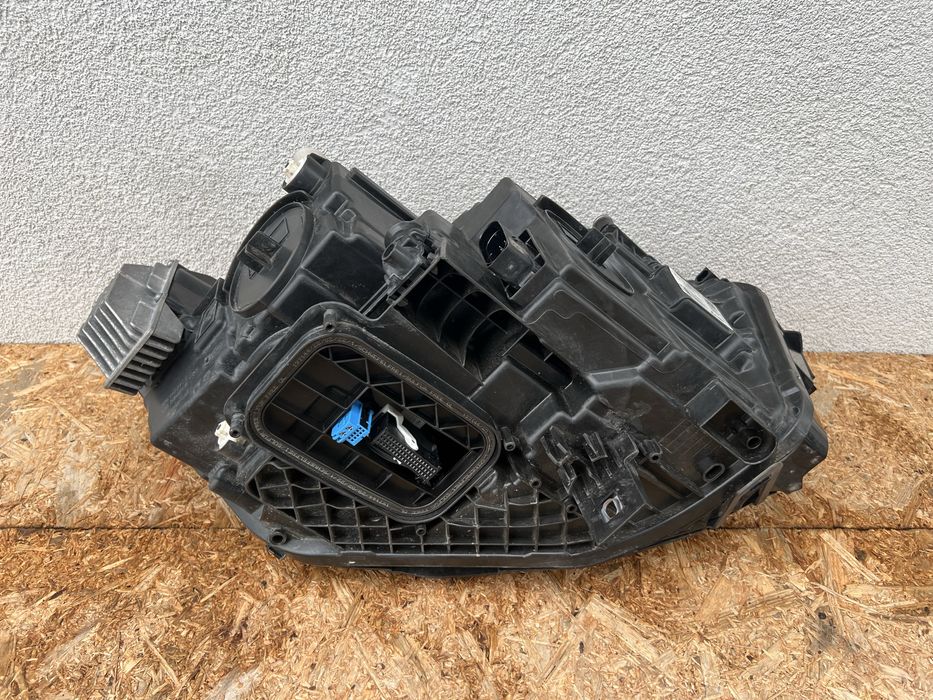 Far stanga Mercedes GLA H247 W247 Full LED Multibeam Original Europa