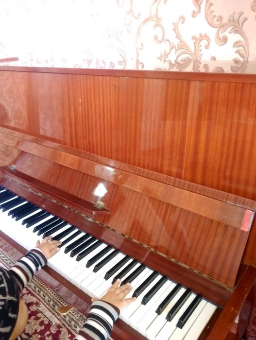 Продается фортепиано хорошего состояния