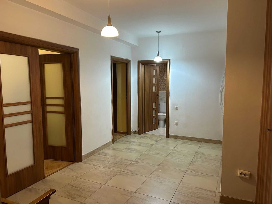 Inchiriere Apartament 3 camere, 96 mp, parcare, Mall Vitan, Proprietar