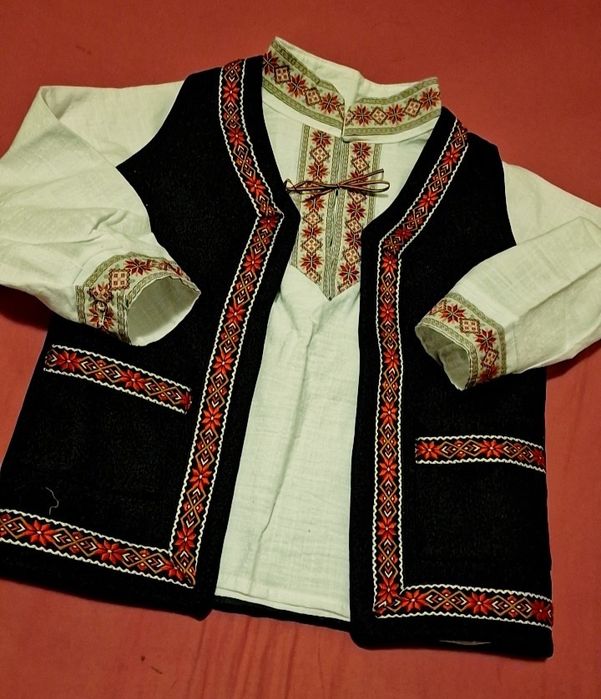 Vesta traditionala cu ie bumbac