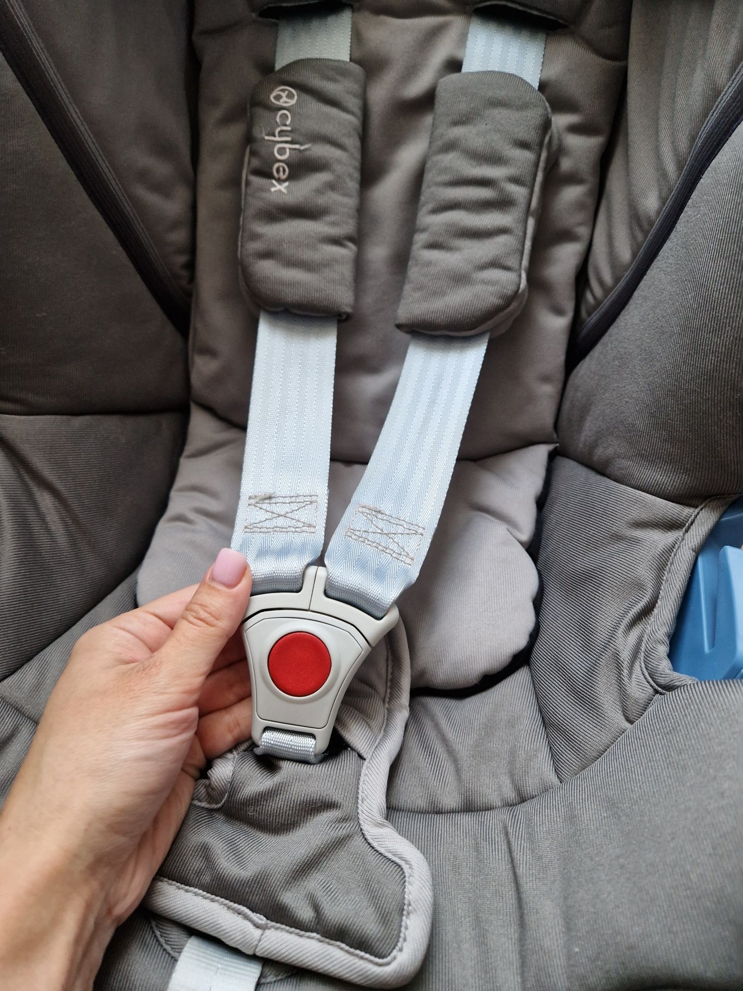 Столче за кола Cybex Aton 5