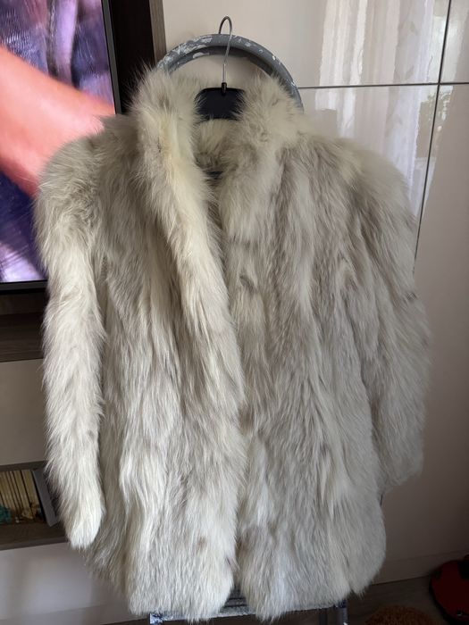 Vand haina de blana naturala