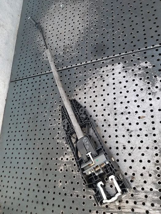 suport maner  sufa stanga fata vw tiguan 2012 5n0837885h