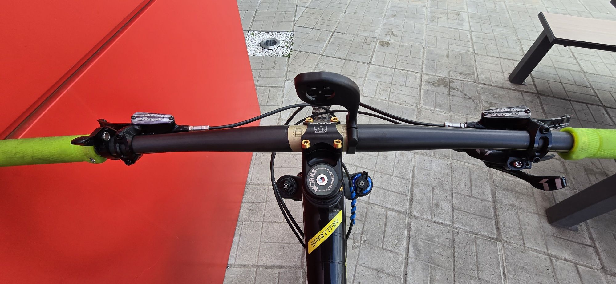 Davinhi Spartan Carbon 27,5 ц. М разм. 1х11 сет Sram X1 като Нов.