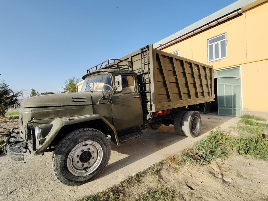 zil 130 ni 131 qilingan holati yaxshi  yurub turgan moshina yili 1984