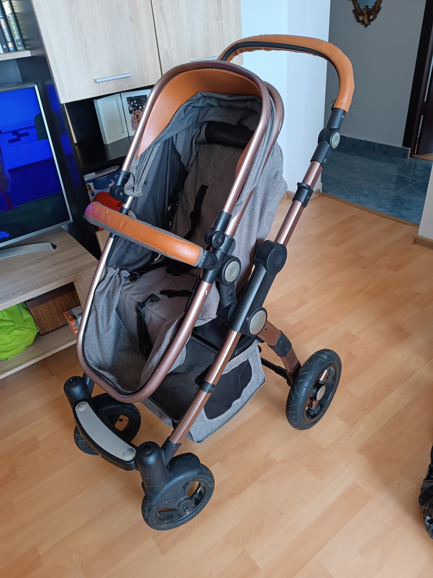 Cărucior bebe 3 in 1