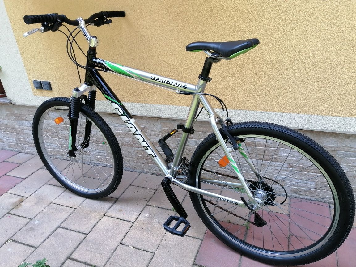 Алуминиев Giant 26 " Shimano Deore !