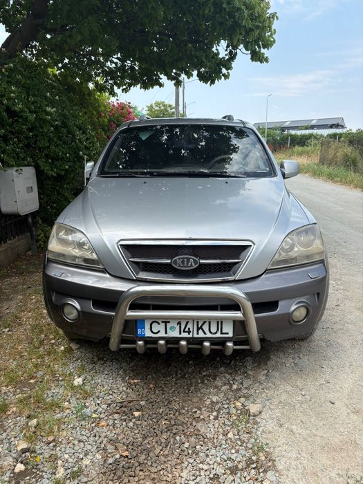 Autoturism kia  sorento din 2003 crdi diesel