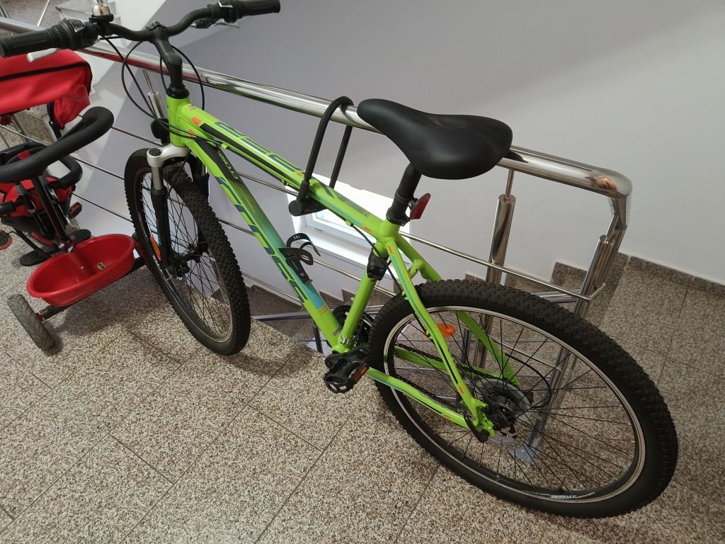 Bicicleta CROSS Viper MDB 27.5 Verde 510mm + Antifurt KTM