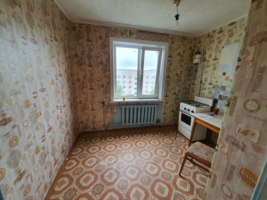 Продам 1 комн. квартиру район Гор.парка , Букетова 65 , новая планир.