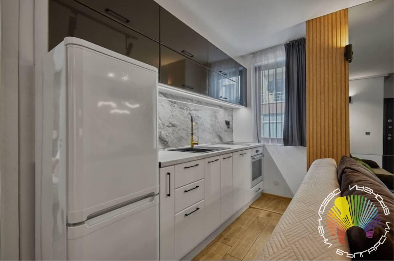 Дава се под наем Двустаен апартамент в Бургас, Лазур - 55 кв.м за 510 € - Снимка #2