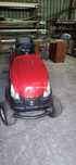 Tractoras tuns gazon