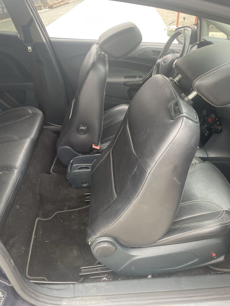 Set scaune Ford Fiesta ST, Piele, incalzite.
