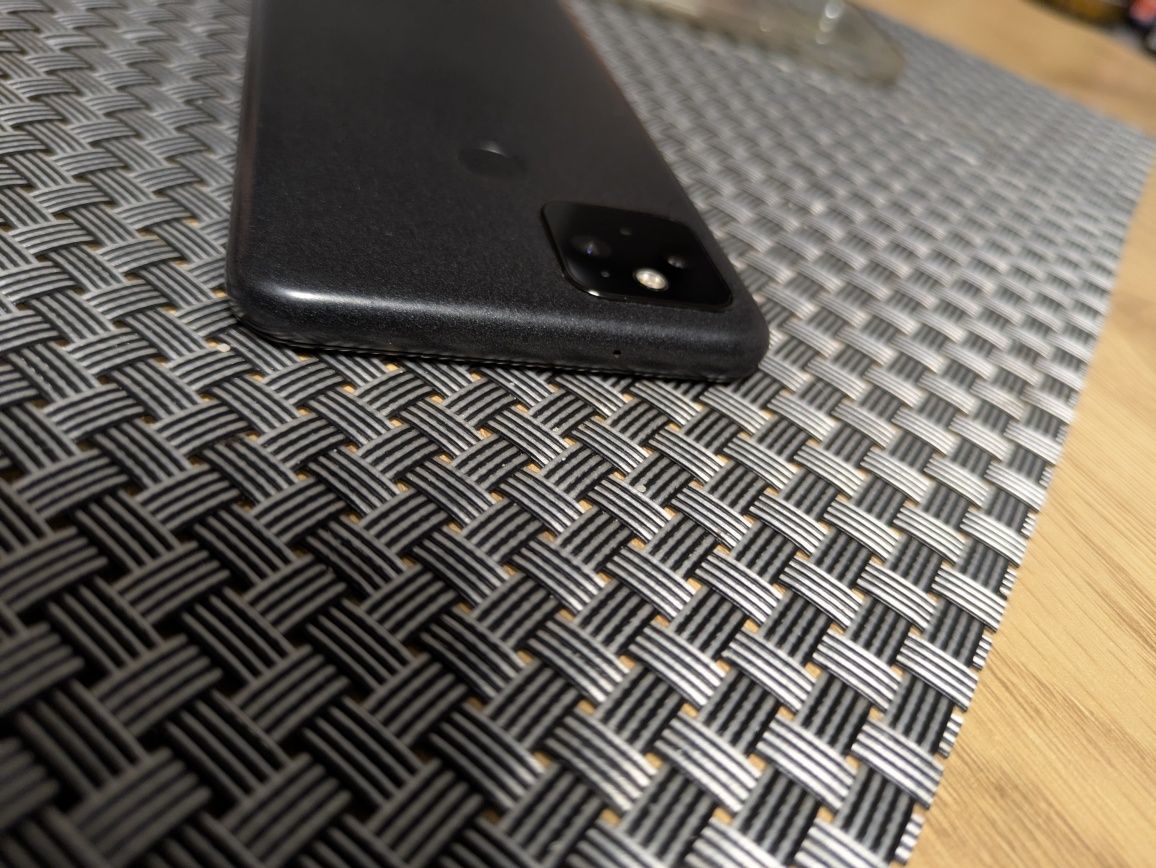 Google Pixel 5 128 GB Black Neverlocked