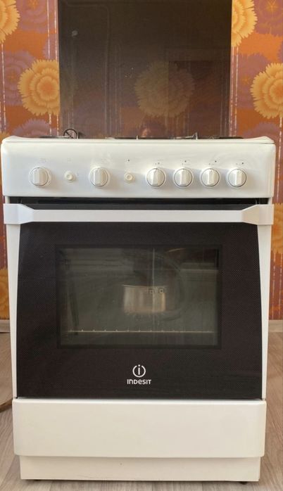 Газ плита в отличном состоянии