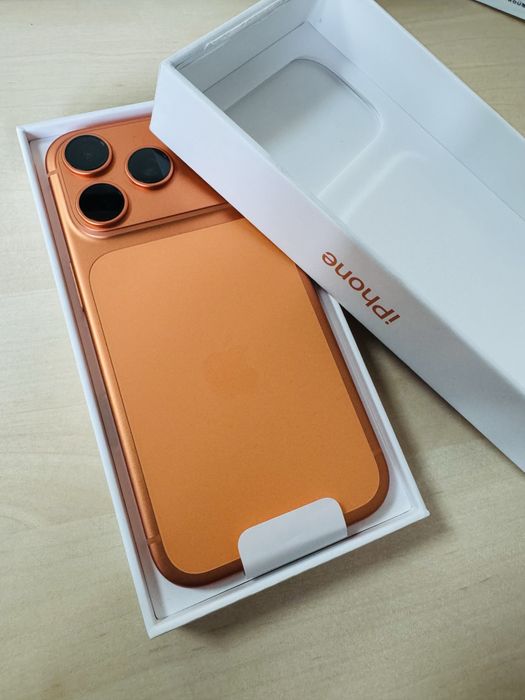 Iphone 17pro 256GB Cosmic Orange