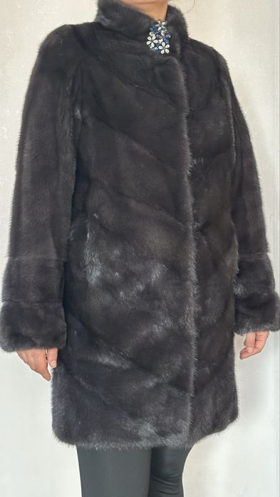 Продам норковую шубу