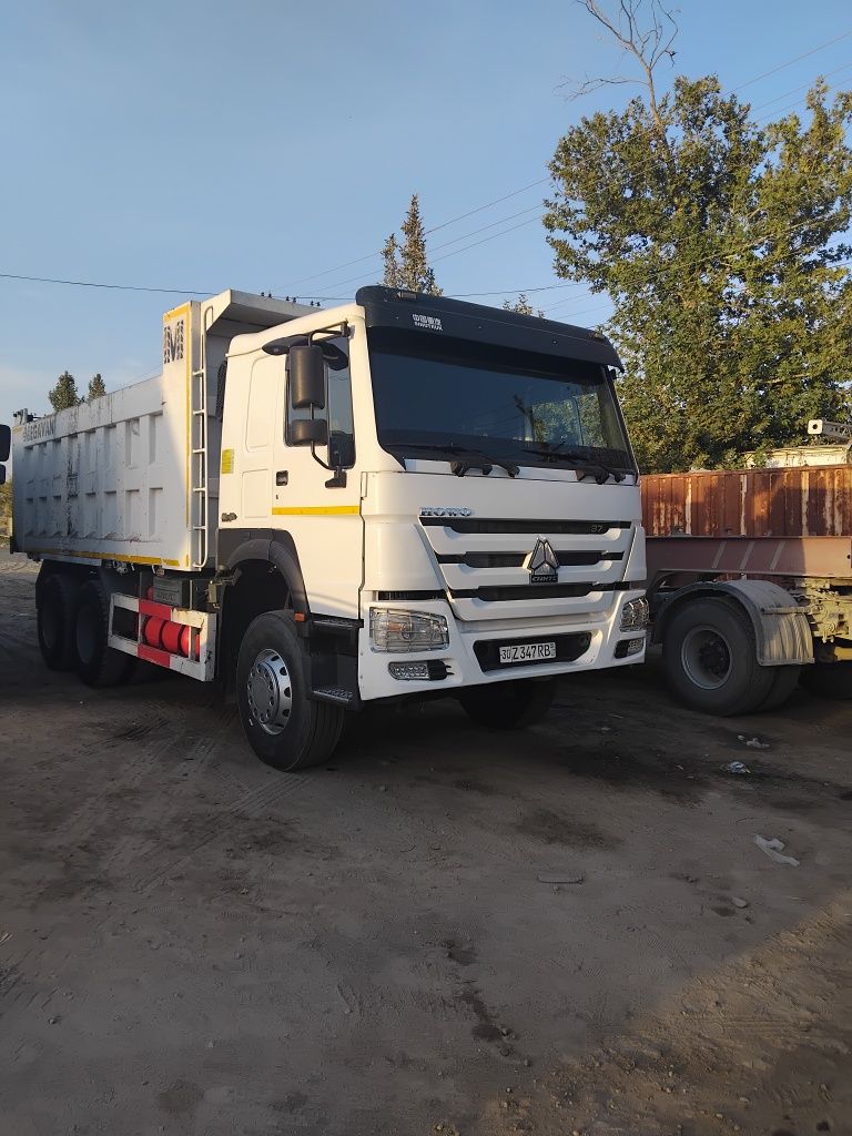Howo sinotruk 371.