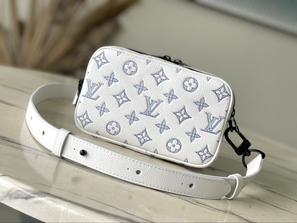 Louis Vuitton Alpha Wearable Wallet