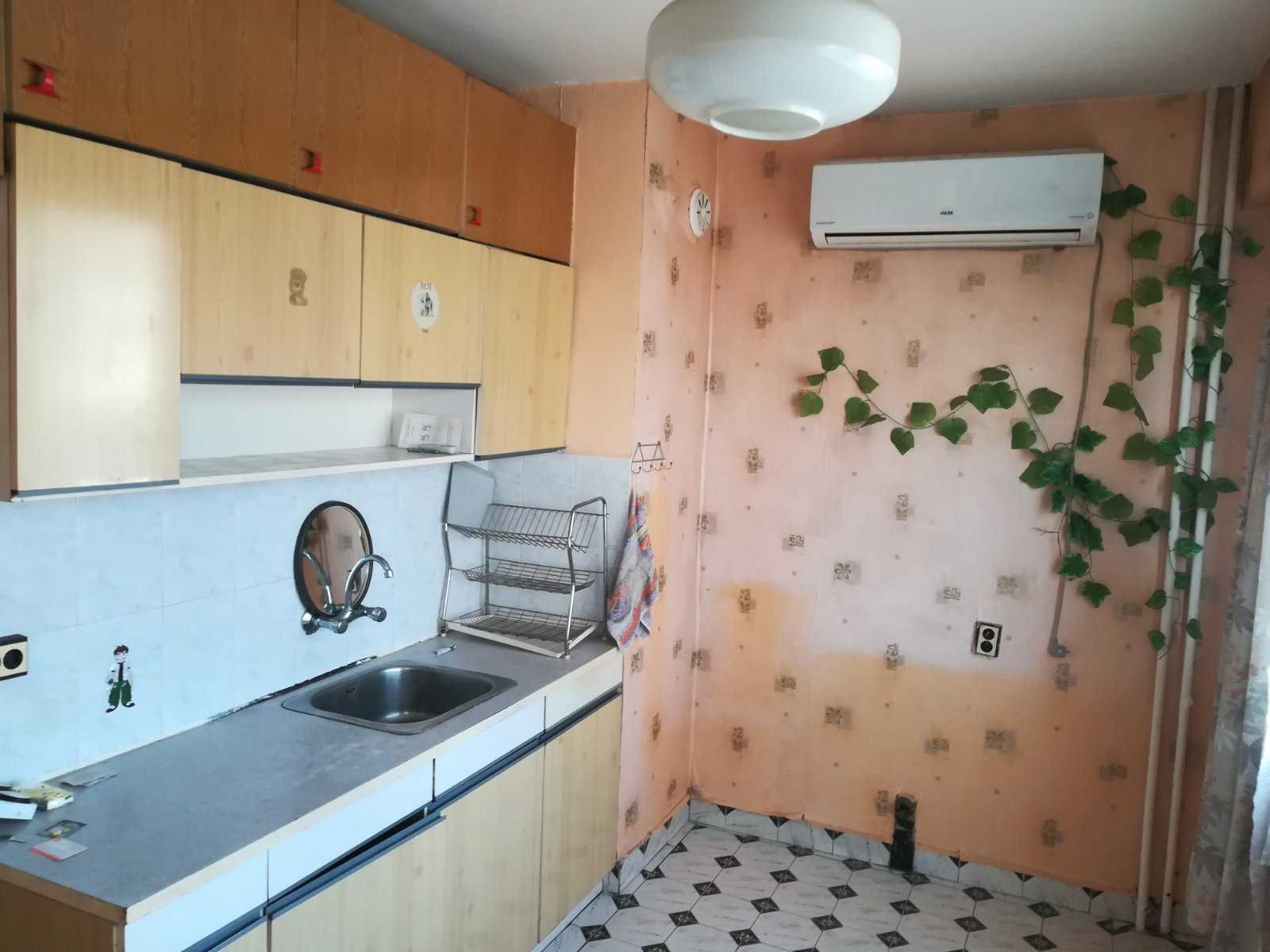 Двустаен имот в Орландовци
