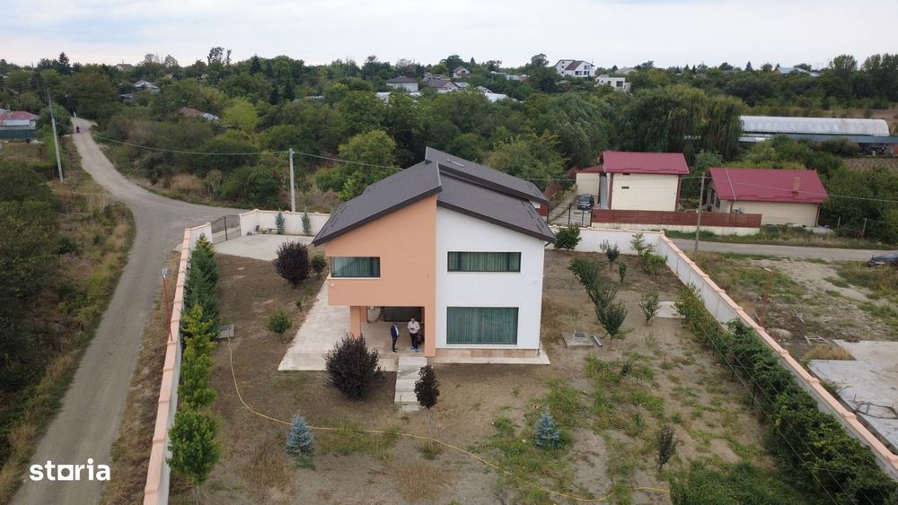 Vila DeLux Mihailesti 6 Camere 320 m.p. - Padure