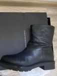 Женские сапожки, 38-39 размера